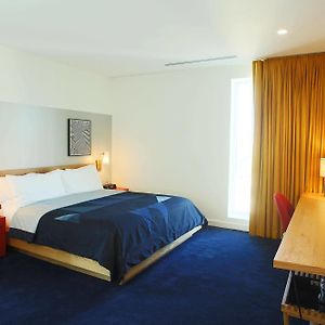 Superior King Suite